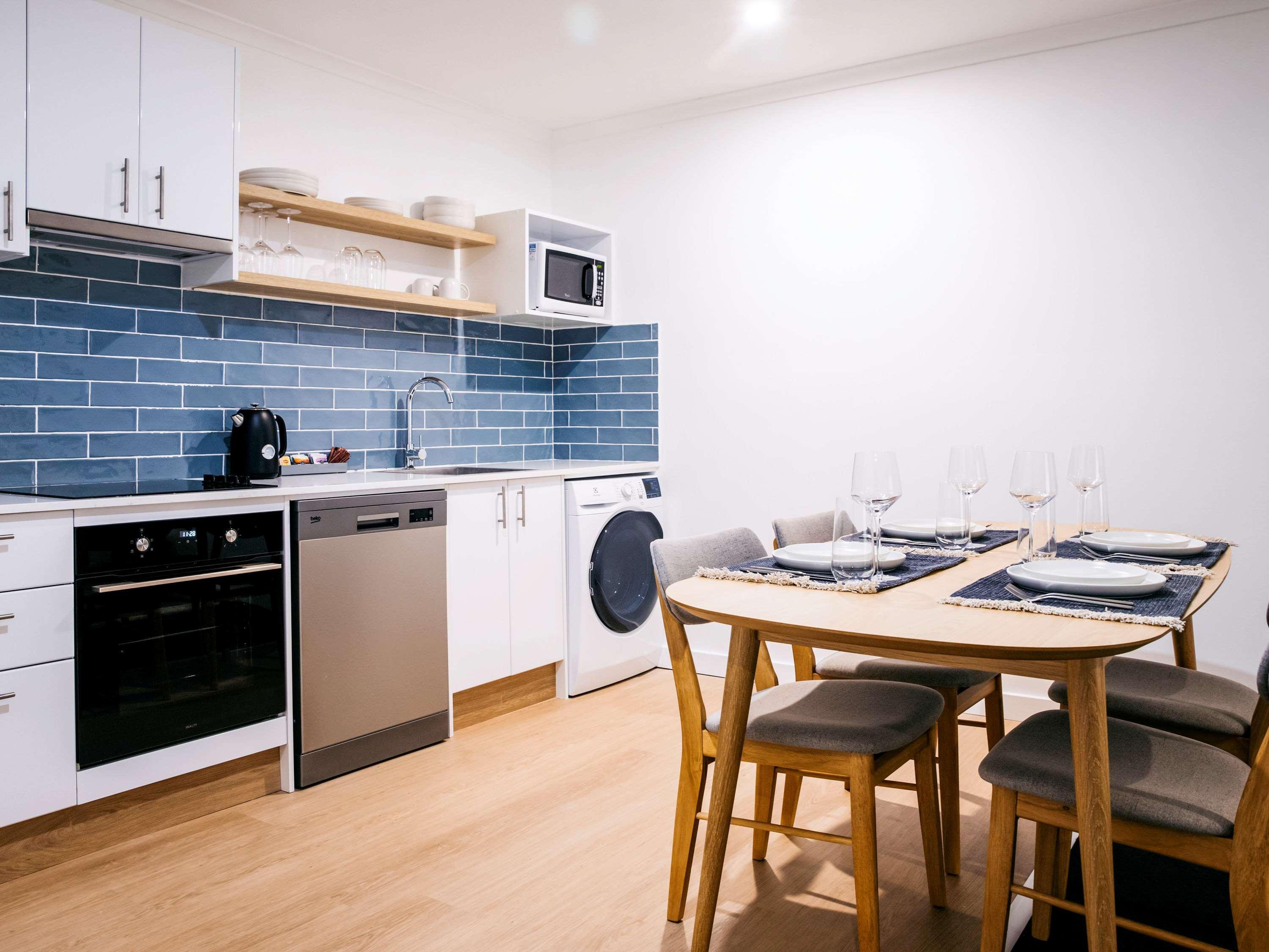Ibis Styles Canberra Eagle Hawk Exterior photo